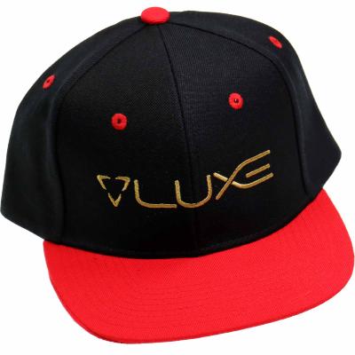 DLX - LUXE - CASQUETTE BRODEE ROUGE